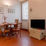 Lovely Florence Apartment